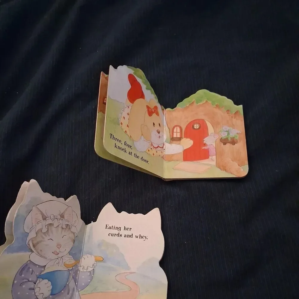 No-brand multi Books - Picture 2 of 3